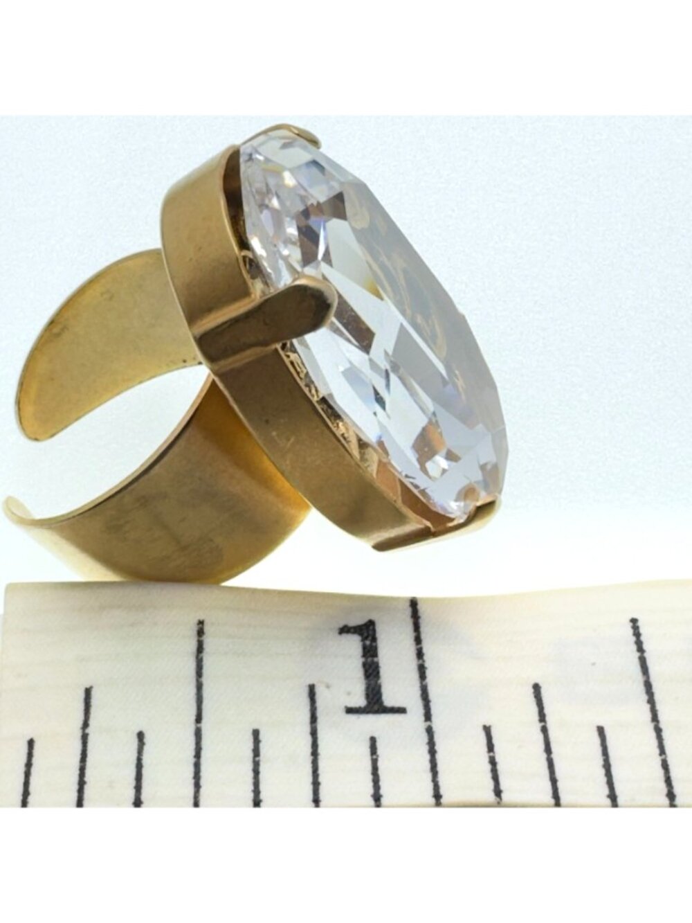 Gold-Tone Om Symbol Crystal Statement Ring Size 7-8 Adjustable 14.48g - Picture 3 of 9